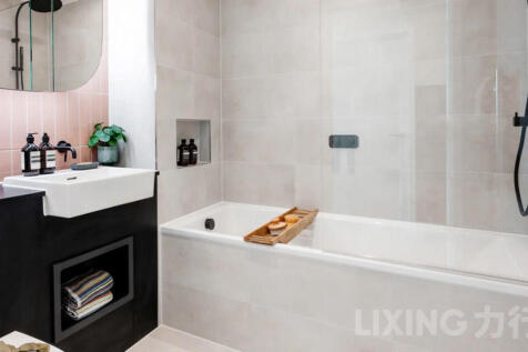Manor Road, West Ham, E15 3FQ 1 bed apartment for sale