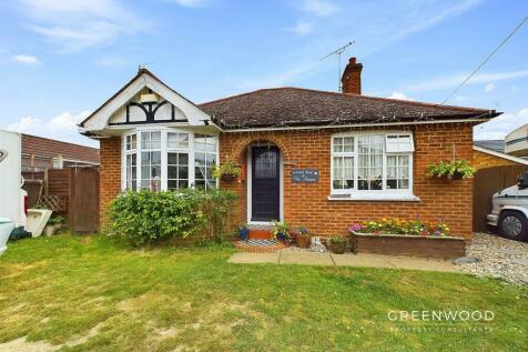 3 bedroom detached bungalow for sale