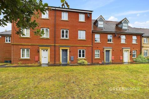 4 bedroom town house for sale