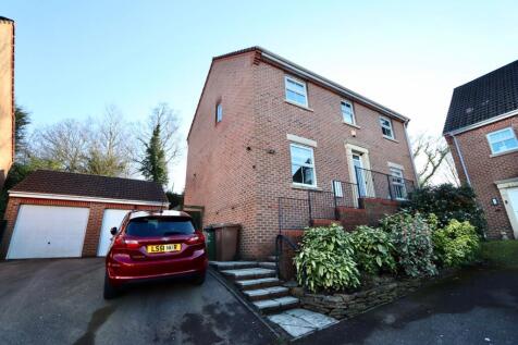 Cwm Braenar, Pontllanfraith, NP12 4 bed detached house for sale