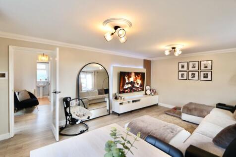 Dylan Avenue, Cefn Fforest, NP12 3 bed end of terrace house for sale