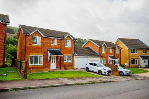 Valley Meadow Close, Newbridge, NP11 2 bed detached house for sale