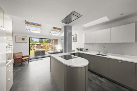 4 bedroom house for sale