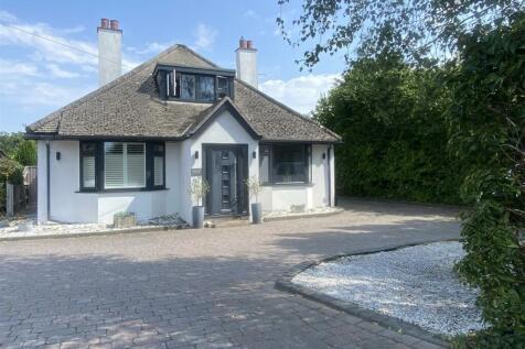 Manor Road, Verwood 4 bed detached house for sale