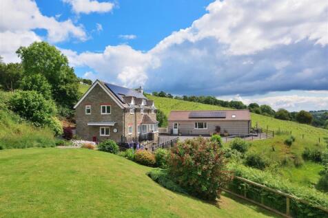 Stanner, Kington with far reaching views 4 bed detached house for sale