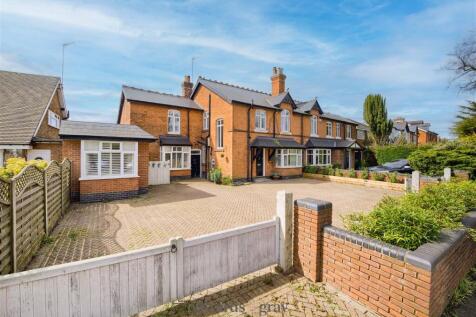Danford Lane, Solihull, B91 1QA 4 bed semi