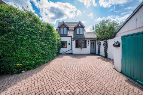 Maxstoke Lane, Coleshill, Birmingham... 3 bed detached house for sale