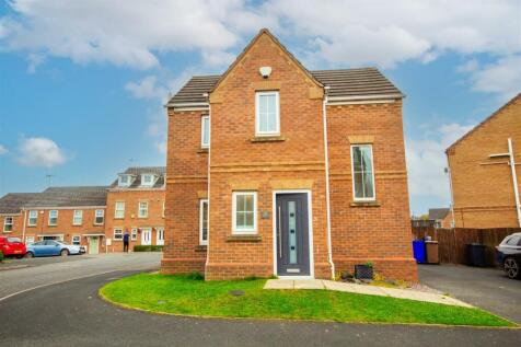 3 bedroom detached house for sale