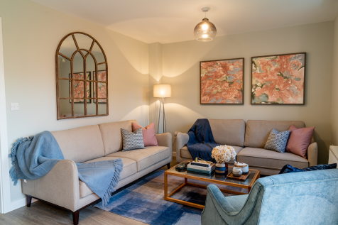 2 bedroom semi-detached house for sale