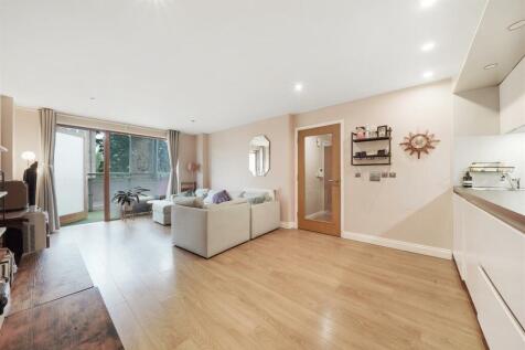Pryce House, London E3 2 bed apartment for sale