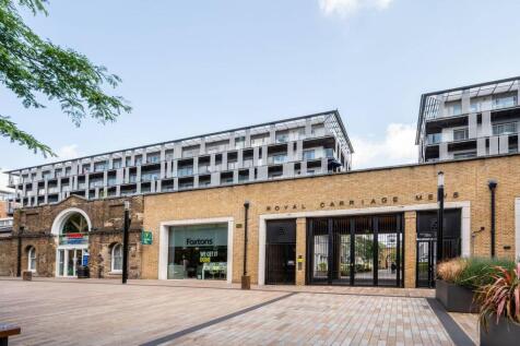 Royal Carriage Mews, Woolwich... 3 bed flat for sale
