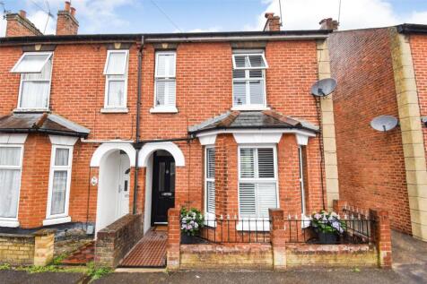 Coleman Road, Hampshire GU12 3 bed semi