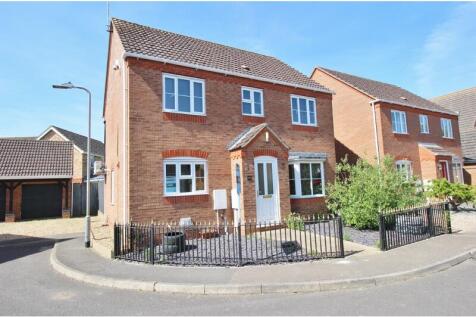 Akita Close, Spalding PE11 4 bed detached house for sale