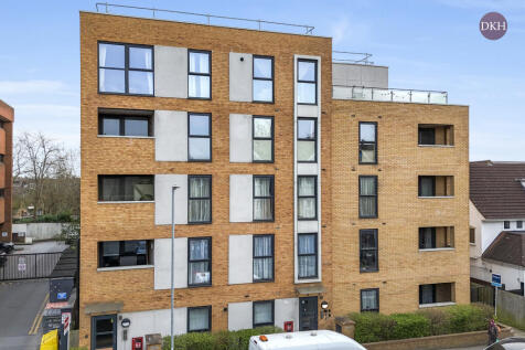 Upton Place, Watford WD18 1 bed apartment for sale