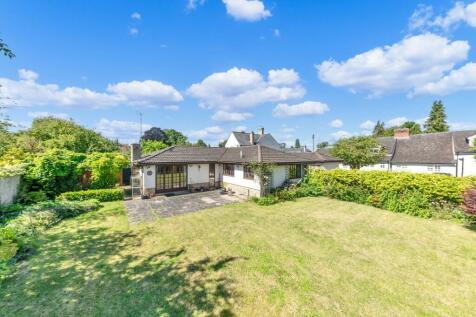 4 bedroom detached bungalow for sale