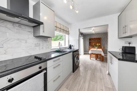 Medcalfe Way, Royston SG8 3 bed terraced house for sale