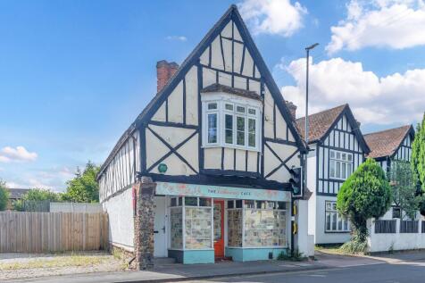 High Street, Royston SG8 2 bed apartment for sale