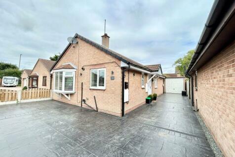 3 bedroom detached bungalow for sale