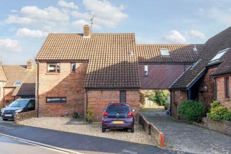 Kingswood, Wotton under Edge GL12 4 bed link detached house for sale