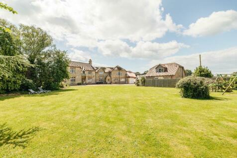 8 bedroom detached house for sale