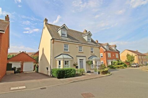 5 bedroom detached house for sale