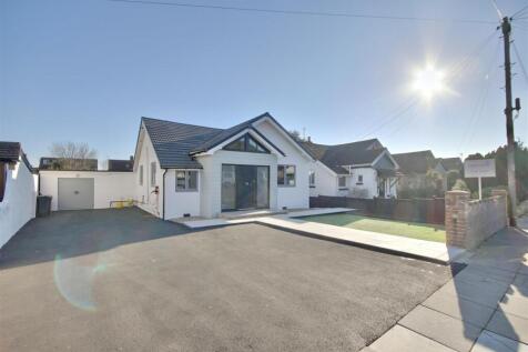 4 bedroom bungalow for sale