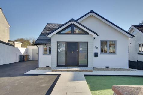 4 bedroom bungalow for sale