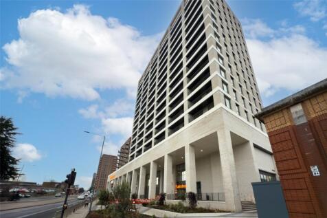 Henshaw Parade, The Hyde, Colindale, NW9 2 bed apartment for sale