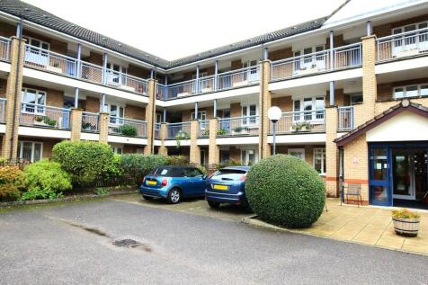 Minster Court 2 bed apartment for sale