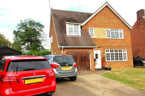Lincoln Road, Branston 4 bed detached house for sale