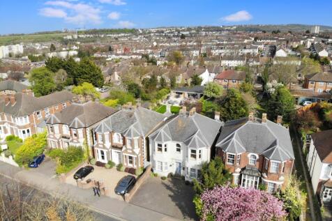 Maidstone Road, Chatham, ME4 4 bed detached house for sale