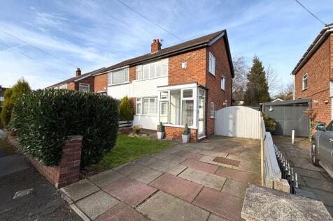 Fairbourne Drive, Altrincham WA15 3 bed semi
