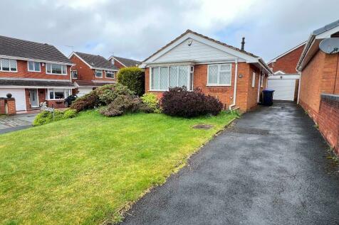 2 bedroom detached bungalow for sale