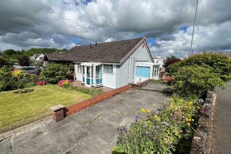 2 bedroom semi-detached bungalow for sale