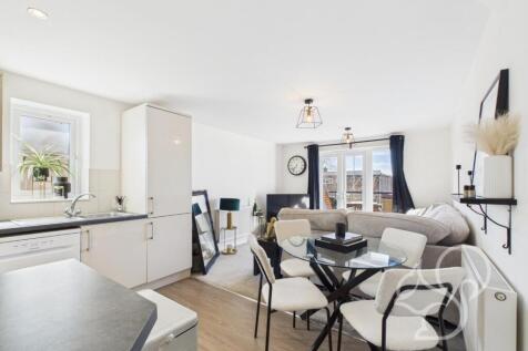 Cotman Road, Colchester 2 bed apartment for sale