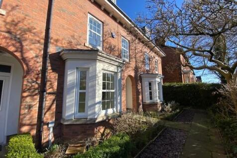 Hale WA14 4 bed townhouse for sale