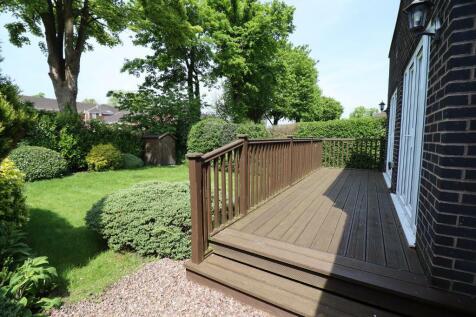 Hale WA15 4 bed bungalow for sale