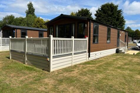 2 bedroom park home for sale