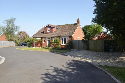 4 bedroom detached bungalow for sale