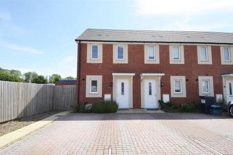 2 bedroom end of terrace house for sale