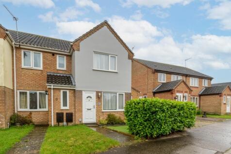 Swift Close, Carlton Colville 3 bed semi