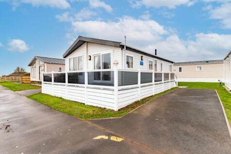 Arbor Lane, Pakefield 2 bed park home for sale