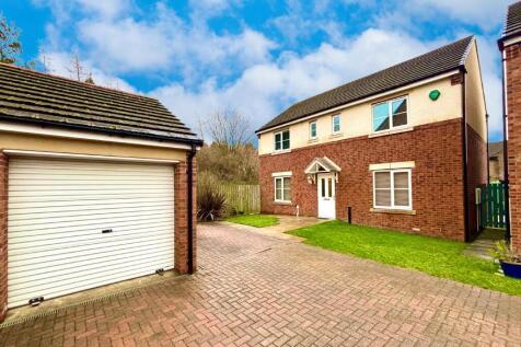 Mead Court, Forest Hall, Newcastle... 4 bed detached house for sale