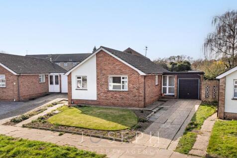Eccles Road, Ipswich, IP2 3 bed detached bungalow for sale