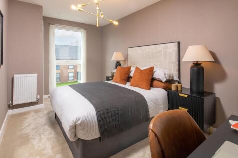 The Blenheim at Sky Plaza, Meudon... 2 bed apartment for sale