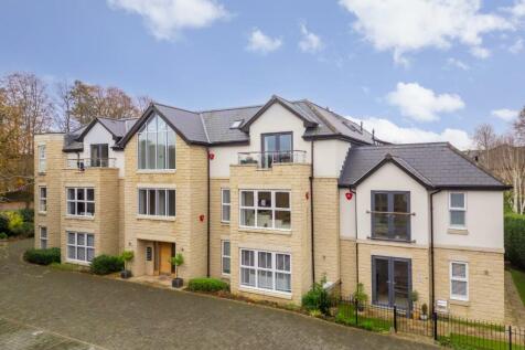 Alwoodley Lane, Leeds LS17 3 bed apartment for sale