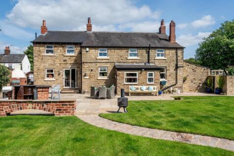 Leeds Road, Lofthouse WF3 4 bed detached house for sale