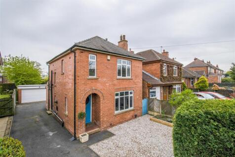 Queens Drive, Ossett WF5 3 bed detached house for sale