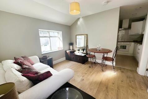 1 bedroom semi-detached bungalow for sale