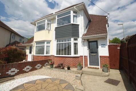 Seaview Estate, Netley Abbey 2 bed semi